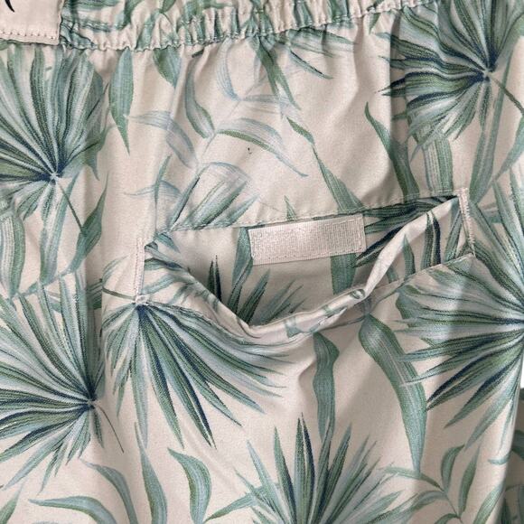 Spicy Tuna Swim Shorts Mens Size Medium Pockets Tropical Print White Green - Picture 5 of 7